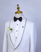 Classic offwhite Tuxedo