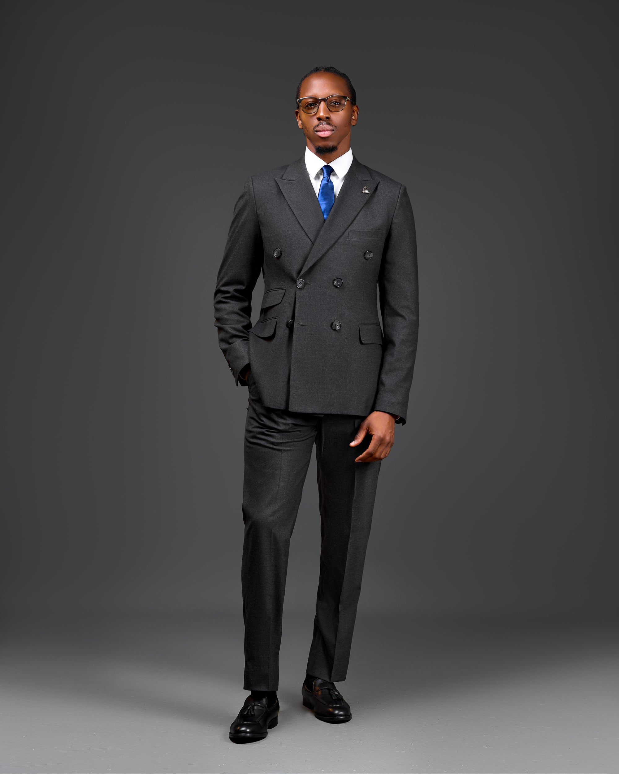 MEN'S SUIT