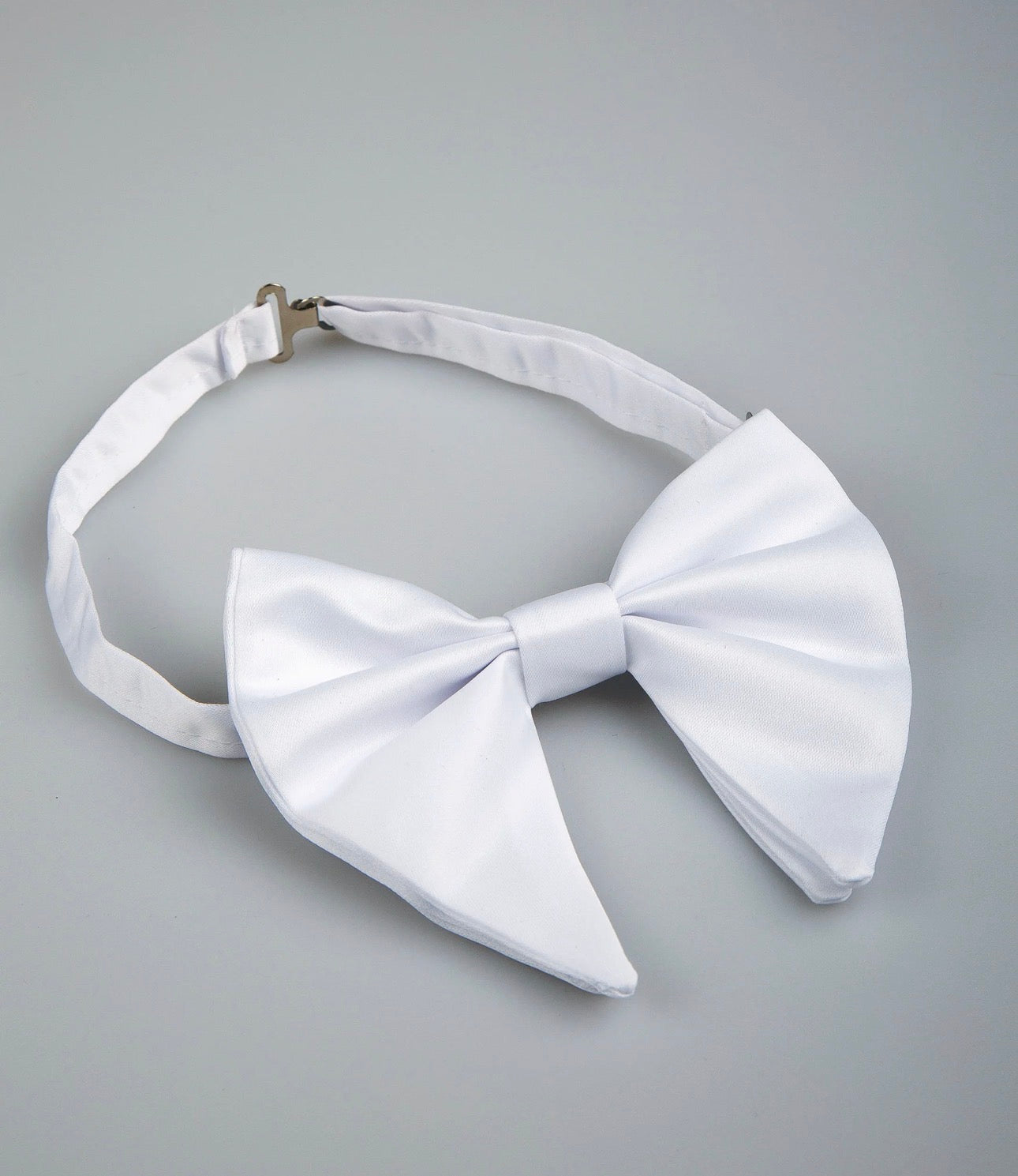 Offwhite Superior Bowtie
