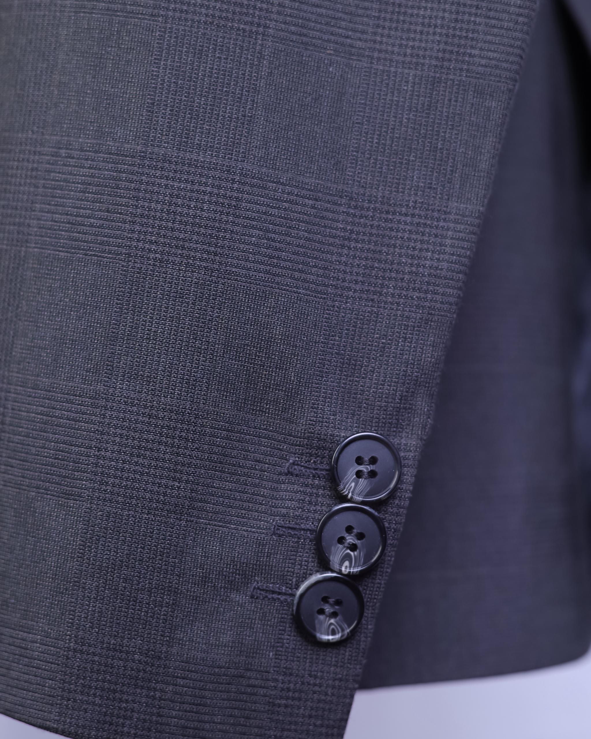 The Sterling Windowpane