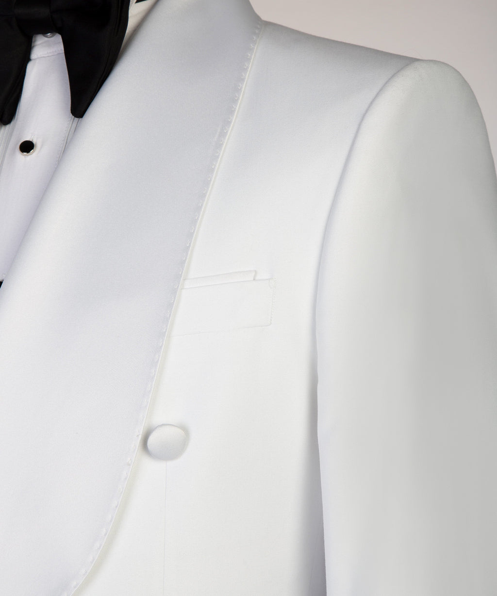 Classic Wide Collar